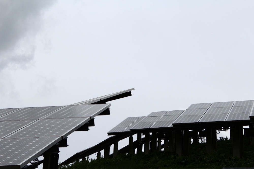 綠色電力交易專章：以風(fēng)電、光伏發(fā)電項(xiàng)目為主！促進(jìn)綠色能源生產(chǎn)消費(fèi)市場(chǎng)體系，滿足綠電購(gòu)買需求